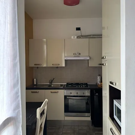 Intero Parma Fiere Appartamento Roncopascolo